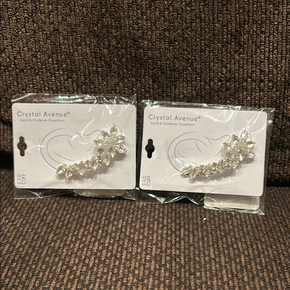 Brand New Crystal Avenue Crystal Silver Earrings